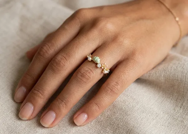 Gold_Tone_Shell_Floral_Charm_Stackable_Ring_For_Women_|_Made_With_Pure_925_Silver