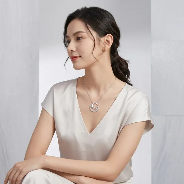 Silver_Crystal_Crescent_Moon_Pendant_Necklace_For_Women_|_Made_With_Pure_925_Silver