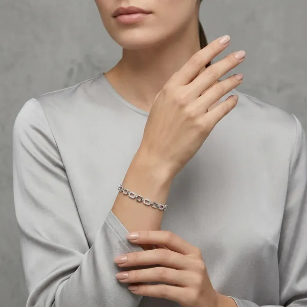 Silver_Oval_Link_Chain_Bracelet_For_Women_|_Made_With_Pure_925_Silver