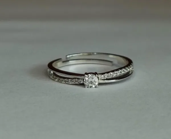 Silver_Diamond_Solitaire_Engagement_Ring_Set_For_Women_|_Made_With_Pure_925_Silver