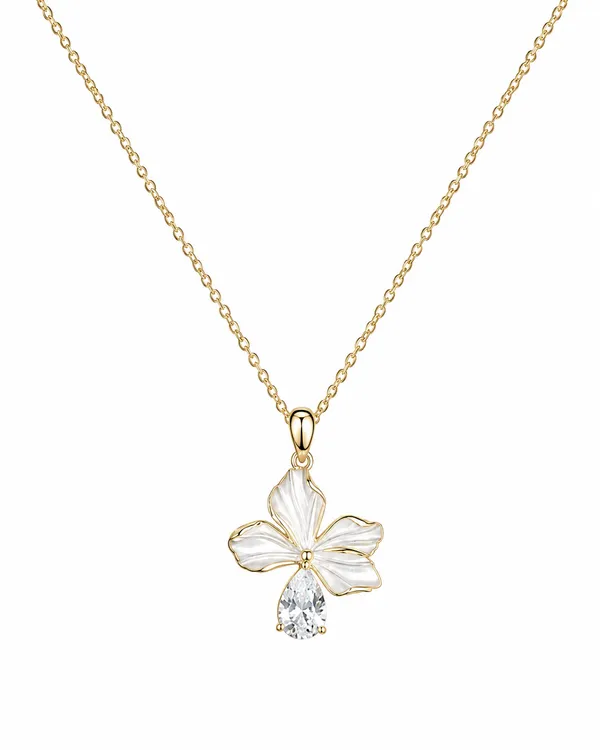 Silver_Crystal_Butterfly_Pendant_Necklace_For_Women_|_Made_With_Pure_925_Silver