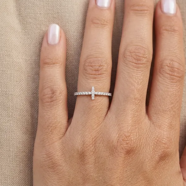 Silver_Zirconia_Cross_Band_Ring_For_Women_|_Made_With_Pure_925_Silver