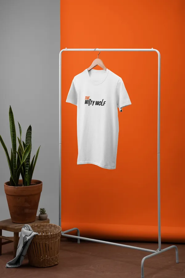 THE_WITTY_WOLF_SIGNATURE_LOGO_Tshirt