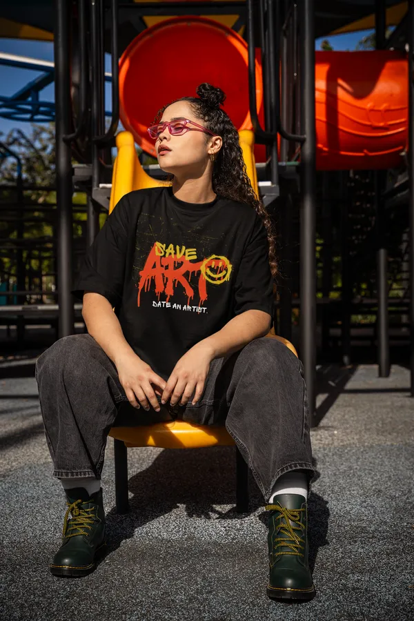SAVE_THE_ARTS_Oversized_T-Shirt