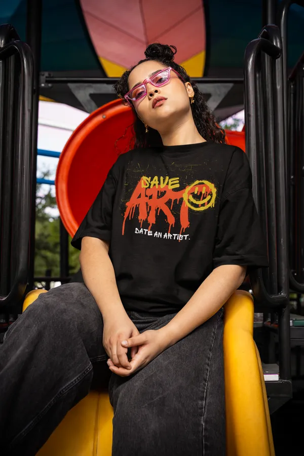 SAVE_THE_ARTS_Oversized_T-Shirt
