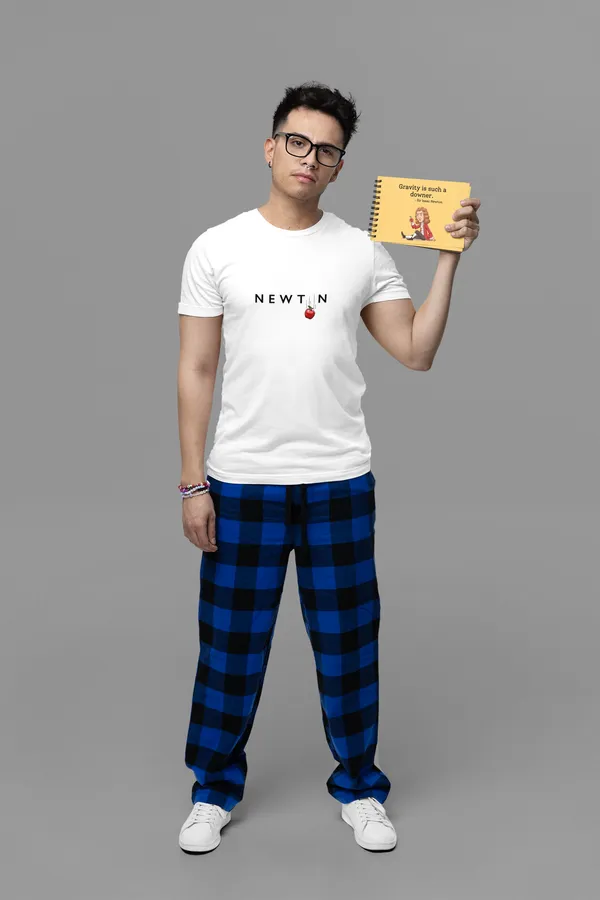NEWTON’S_APPLE_Regular_Fit_Tshirt