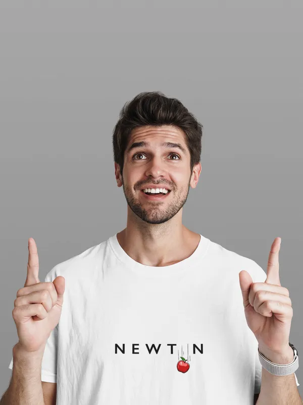 NEWTON’S_APPLE_Regular_Fit_Tshirt
