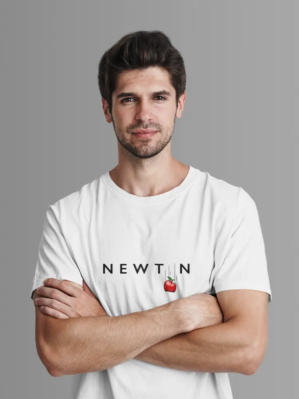 NEWTON’S_APPLE_Regular_Fit_Tshirt