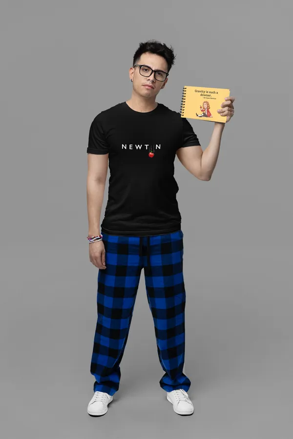 NEWTON’S_APPLE_Regular_Fit_Tshirt