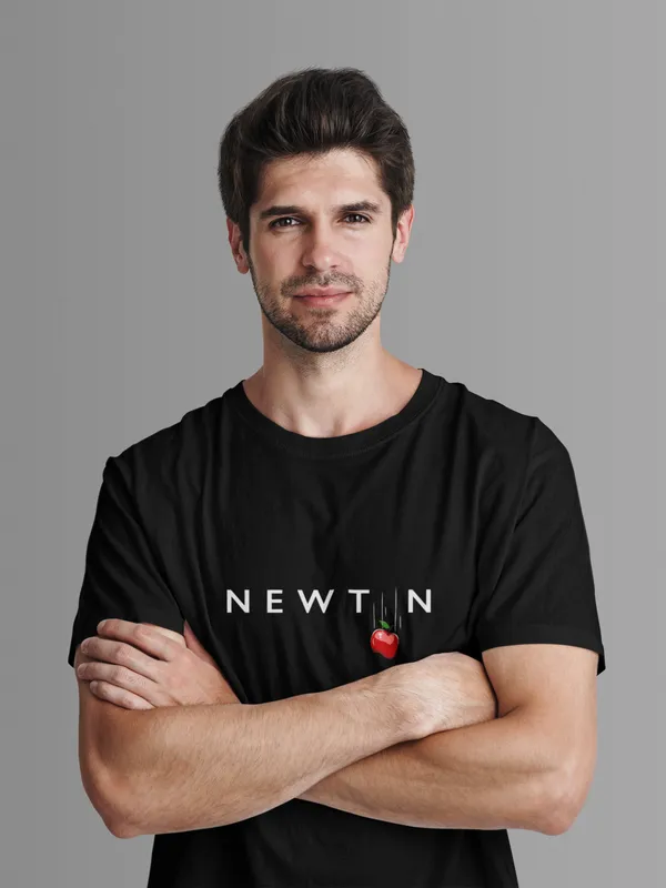NEWTON’S_APPLE_Regular_Fit_Tshirt