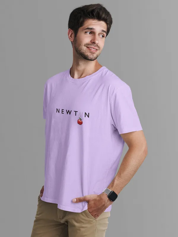 NEWTON’S_APPLE_Regular_Fit_Tshirt