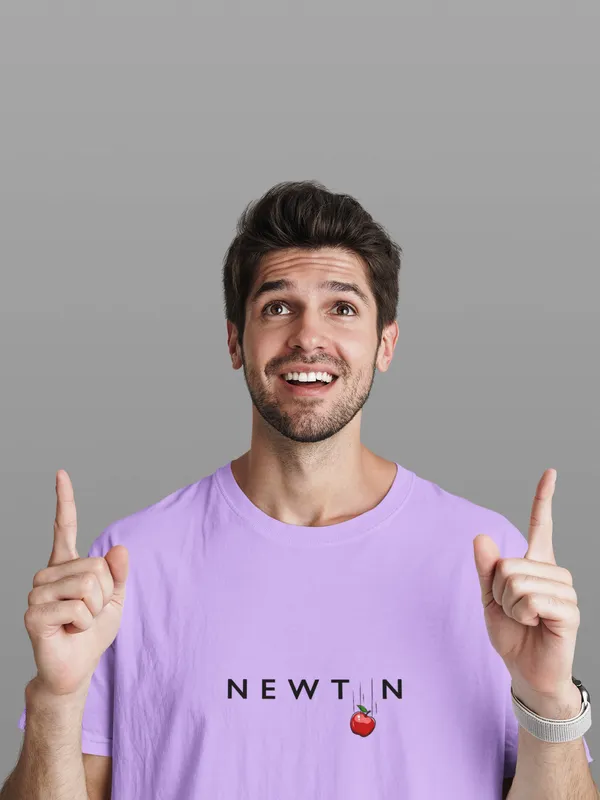NEWTON’S_APPLE_Regular_Fit_Tshirt