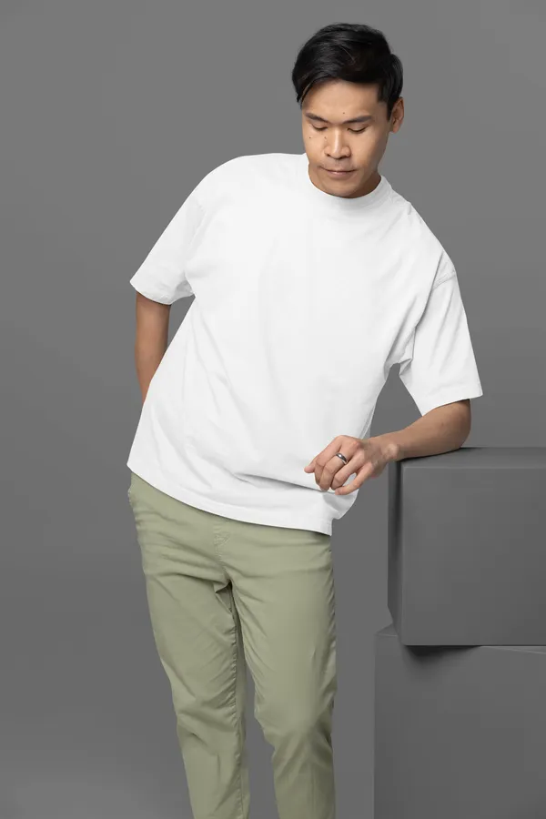 SOLID_White_Oversized_Tshirt