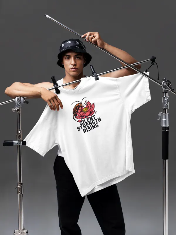 SILENT_STRENGTH_Oversized_WiT-Tee__Cockroach_Revolution_Collection