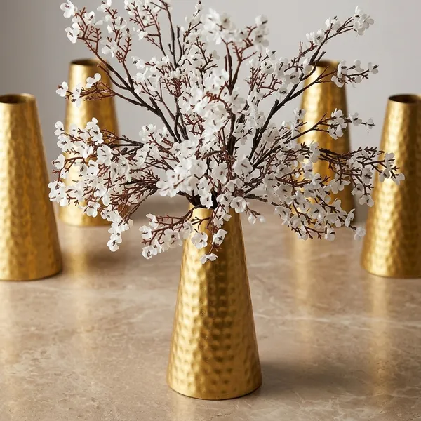 Gold_Metal_Flower_Vase_For_Kitchen