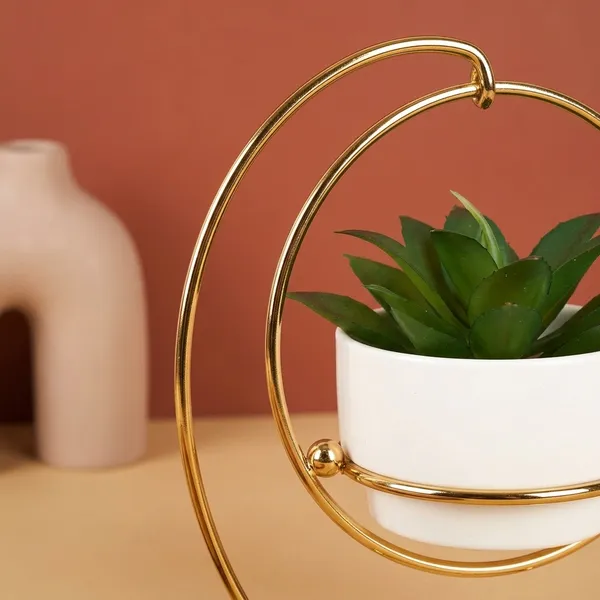 Gold_Metal_Hanging_Planter_For_Home_Decor
