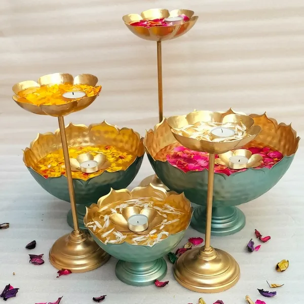 Gold_And_Green_Brass_Decorative_Bowl_Stand_For_Home_Decor_Set_Of_Set_Of_6
