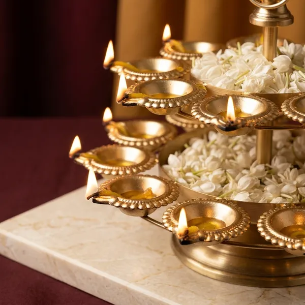 Gold_Brass_Diya_Stand_For_Pooja