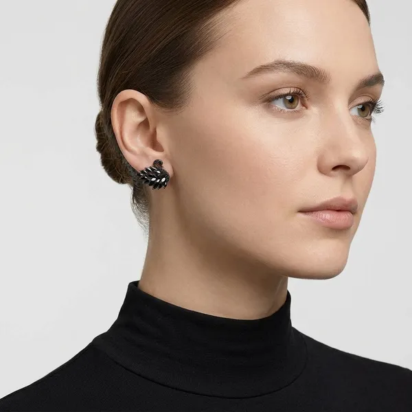 Black_Crystal_Swan_Stud_Earrings_For_Women