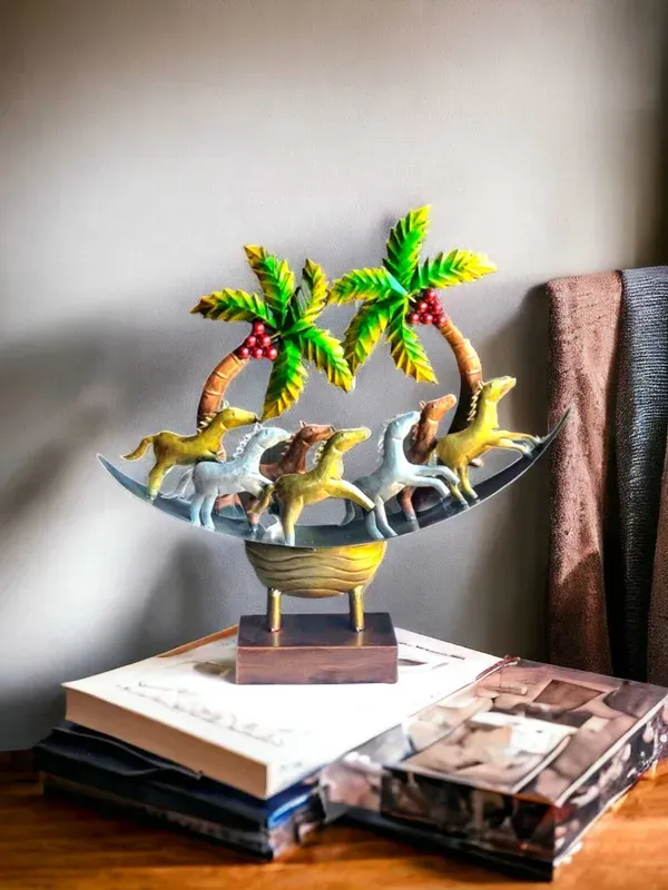 Iron_Gold_Seven_Running_Horses_Table_Decor