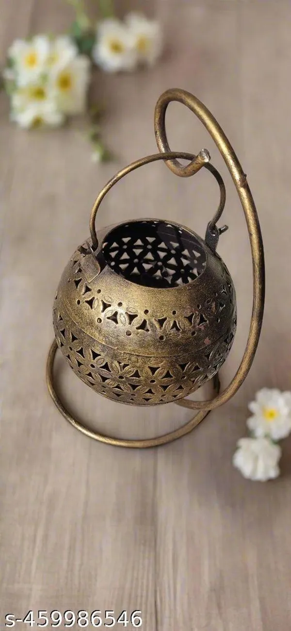 Iron_Decorative_Gold_Tealight_Showpiece