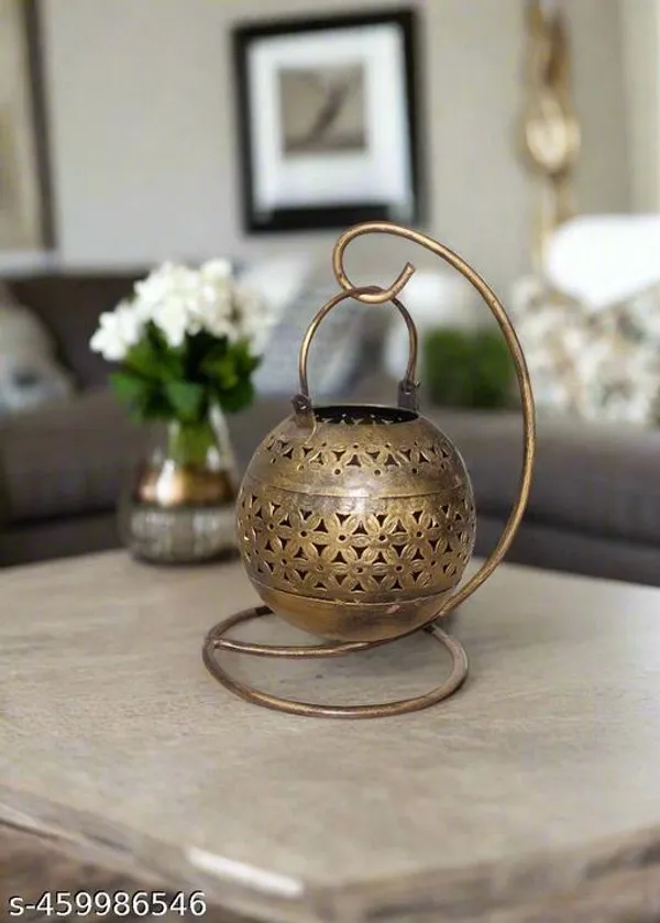 Iron_Decorative_Gold_Tealight_Showpiece