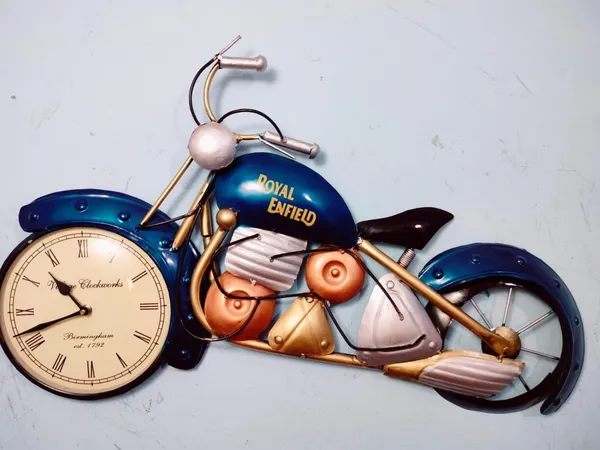 Iron_Decorative_Blue_Bike_Wall_Clock
