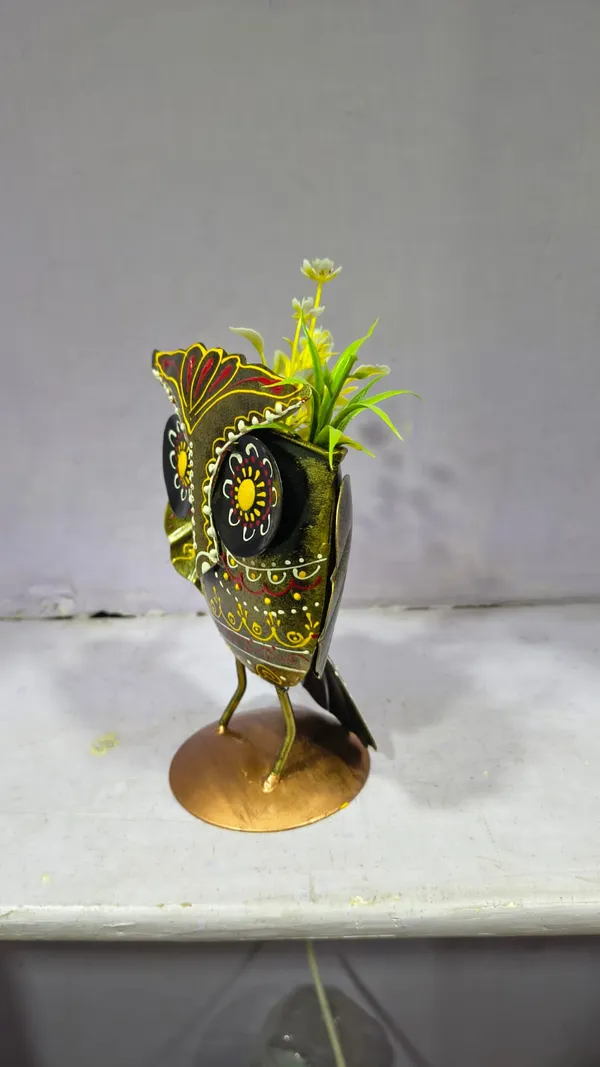 Metal_Owl_Table_Decor