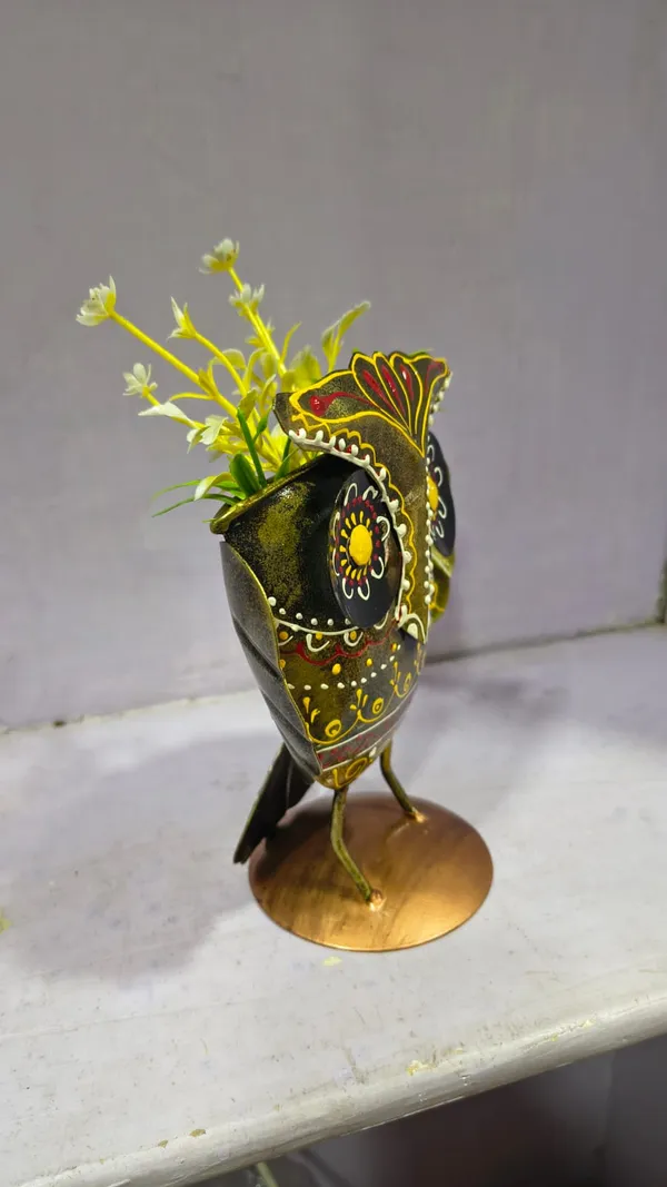 Metal_Owl_Table_Decor