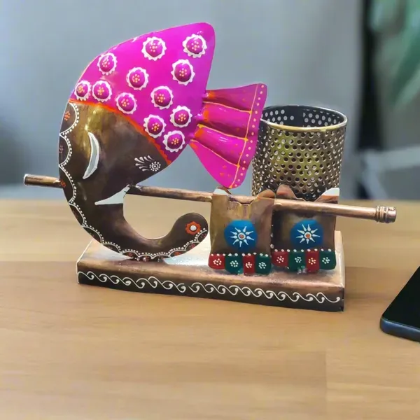 Iron_Copper_Ganesha_Decorative_Pen_Stand