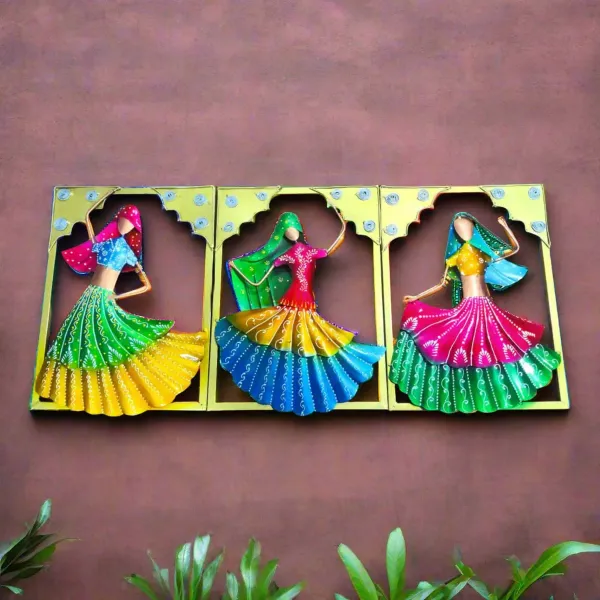 Iron_Folk_Multicolor_Dancing_Rajasthani_Women_Framed_Wall_Art