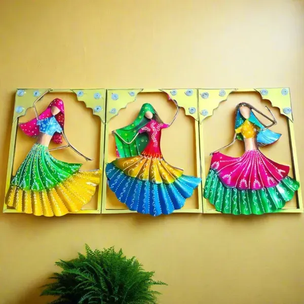 Iron_Folk_Multicolor_Dancing_Rajasthani_Women_Framed_Wall_Art