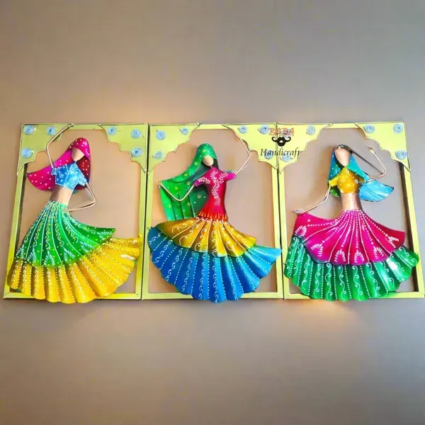 Iron_Folk_Multicolor_Dancing_Rajasthani_Women_Framed_Wall_Art
