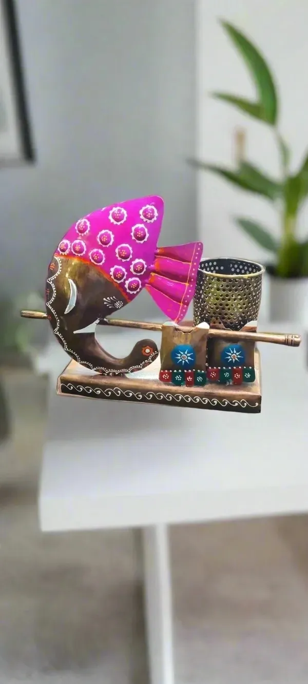Iron_Copper_Ganesha_Decorative_Pen_Stand