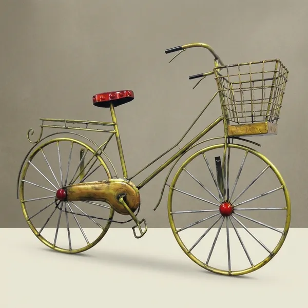 Iron_Copper_Cycle_Decorative_Showpiece