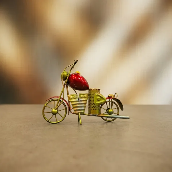 Iron_Red_Bullet_Decorative_Showpiece
