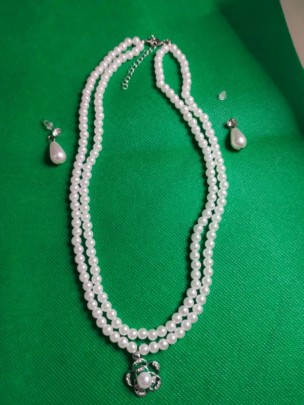 White_Pearl_Double_Strand_Pendant_Necklace_Set_With_Earrings_For_Women