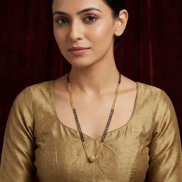 Gold_and_Black_Beaded_Mangalsutra_Chain_Necklace_for_Women