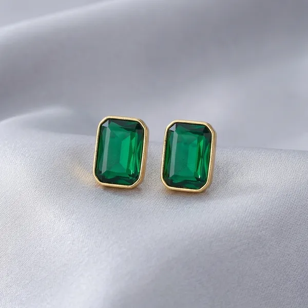 Green_Crystal_Rectangular_Stud_Earrings