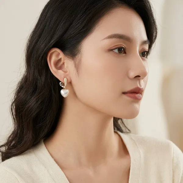 Gold_Tone_Crystal_Embellished_Heart_Drop_Earrings