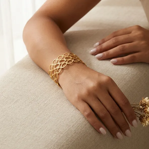 Gold_Plated_Circular_Openwork_Cuff_Bracelet_for_Women