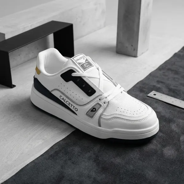 White_And_Black_Thermoplastic_Rubber_Sole_Sports_Shoes_For_Men