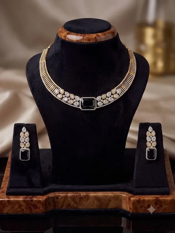 Blue_Eclipse_Necklace_Set