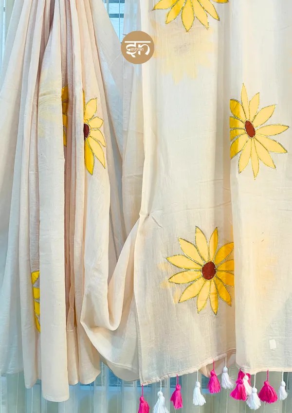 Glowy_Daisy:_White_&_Yellow_Mul_Cotton_Saree_With_Applique_&_Sequin_Work_For_Women