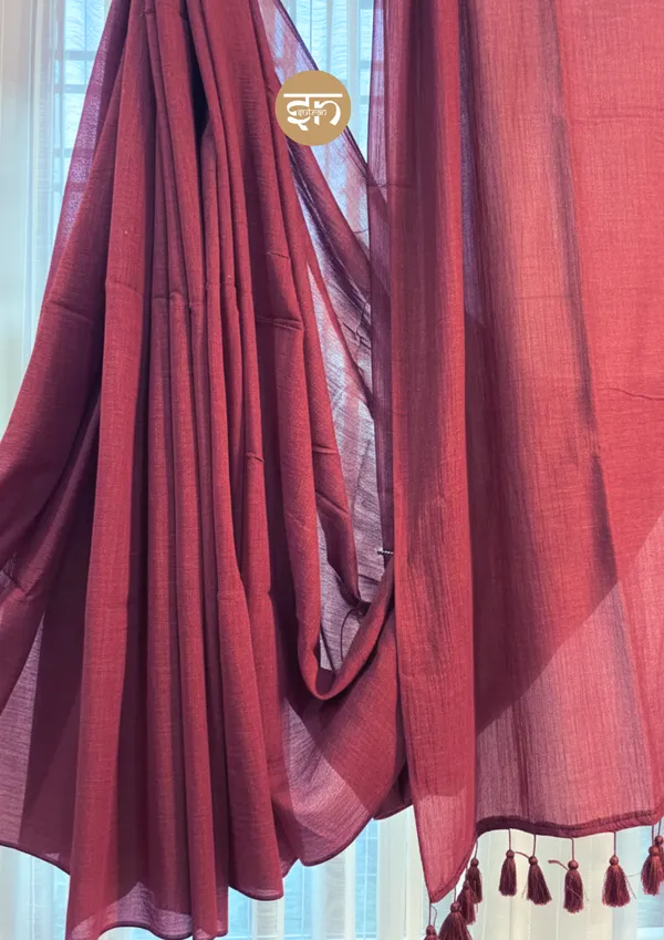 Bare_Elegance:_Maroon_Mul_Cotton_Saree_For_Women