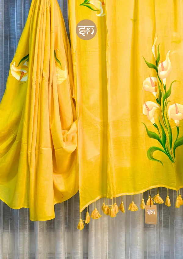Ever_Blooming:_Yellow_&_White_Mul_Cotton_Saree_With_Hand-Painted_Work_For_Women
