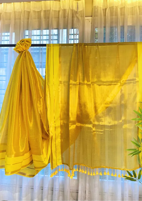 Taradhuli:_Yellow_&_Golden_Tissue_And_Mul_Cotton_Blend_Saree_For_Women