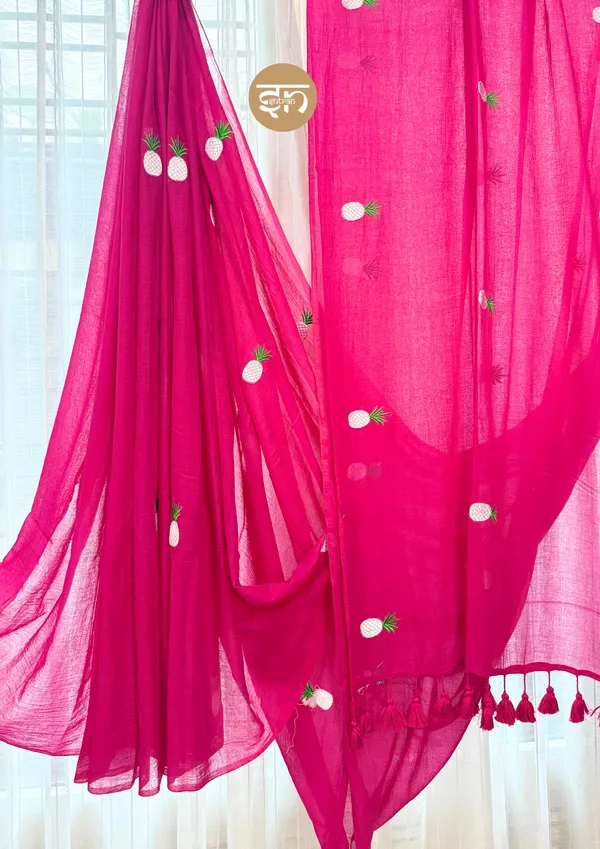 Tooty_Fruity:_Pink_&_White_Mul_Cotton_Saree_With_Embroidery_Work_For_Women