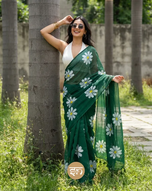 Daily_Daisy:_Bottle_Green_&_White_Mul_Cotton_Saree_With_Hand-Painted_Work_For_Women