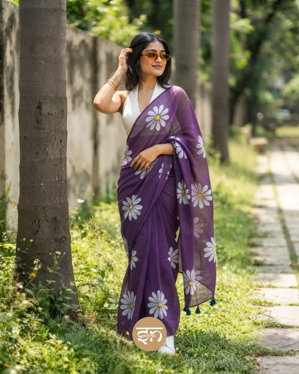 Daily_Daisy:_Purple_&_White_Mul_Cotton_Saree_With_Hand-Painted_Work_For_Women